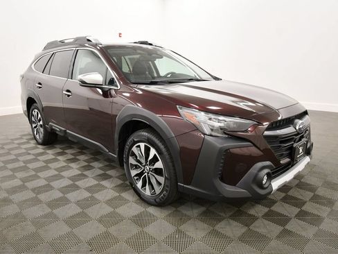 Used 2024 Subaru Outback Touring AWD/4WD image 10
