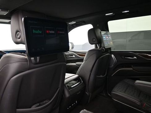 Used 2024 Cadillac Escalade Sport Platinum w/ LPO, Floor Liner Package AWD/4WD image 19
