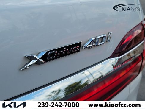 Used 2020 BMW X7 xDrive40i w/ Premium Package AWD/4WD image 12
