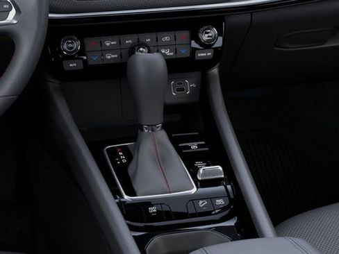 New 2025 Jeep Compass Trailhawk w/ Trailhawk Elite Group AWD/4WD image 24