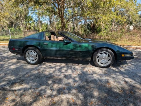 Used 1994 Chevrolet Corvette Coupe image 8