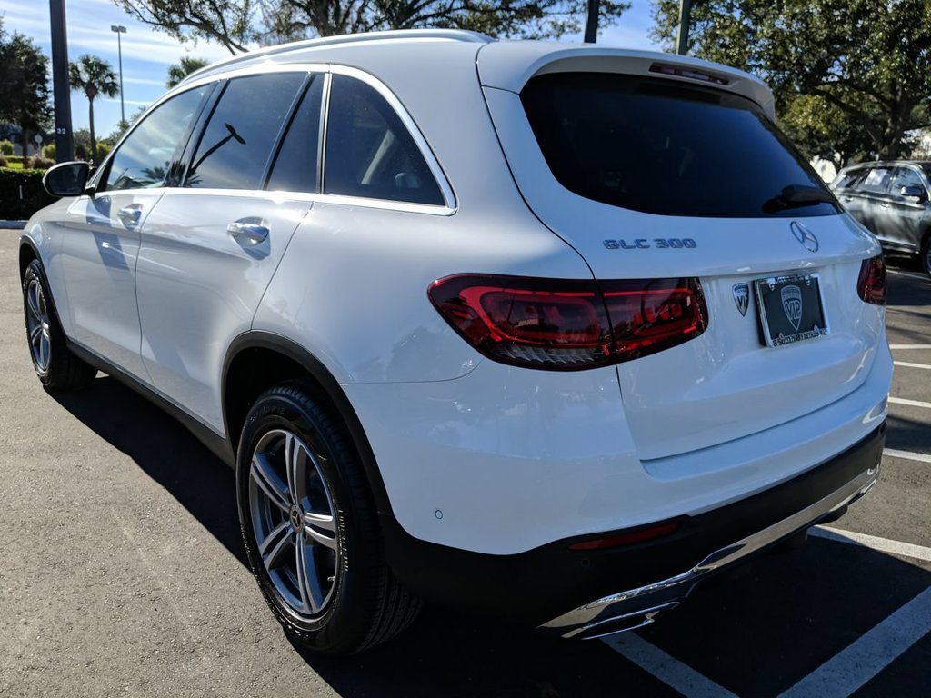 Used 2021 Mercedes-Benz GLC 300 image 4