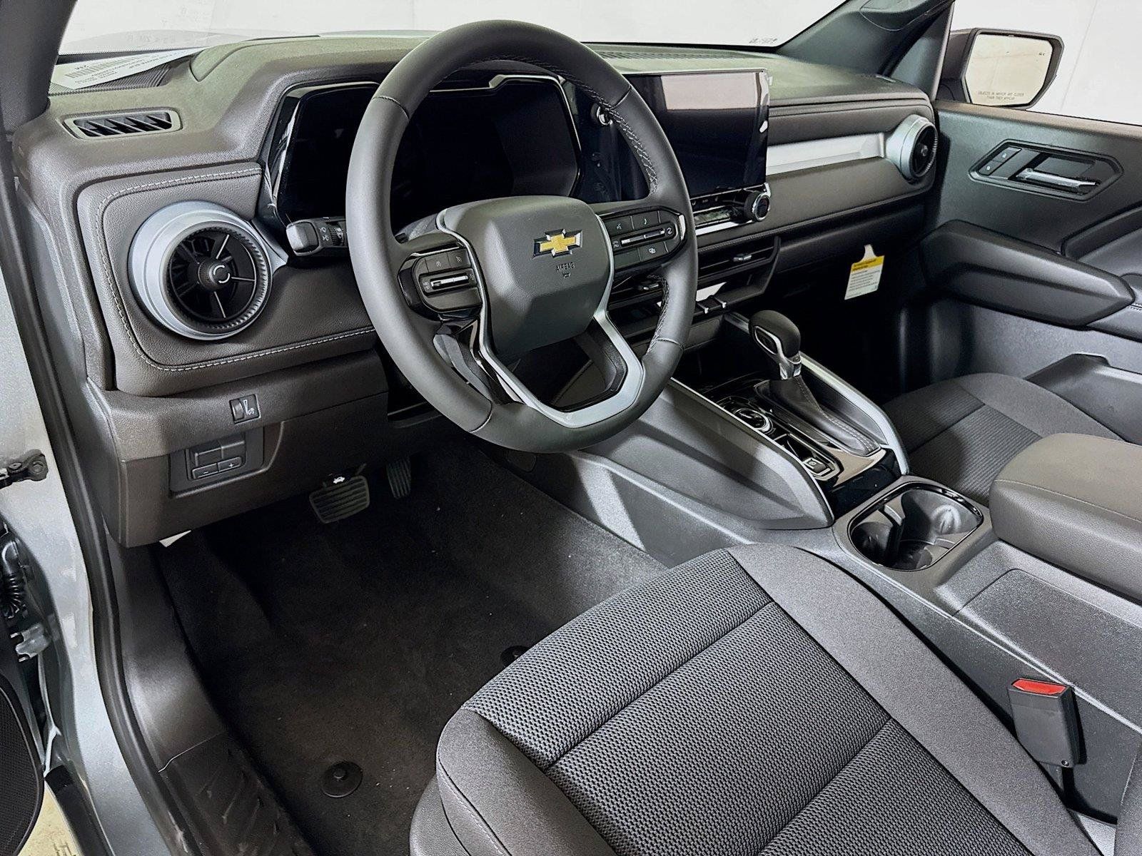 New 2026 Chevrolet Colorado LT w/ Advanced Trailering Package AWD/4WD image 5