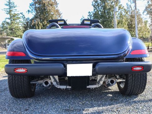 Used 2001 Chrysler Prowler image 7