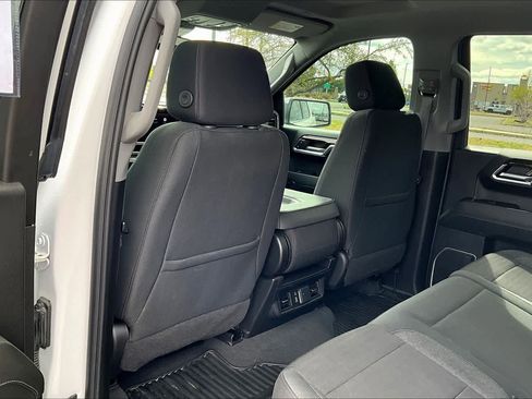 Used 2023 GMC Sierra 1500 SLE AWD/4WD image 12