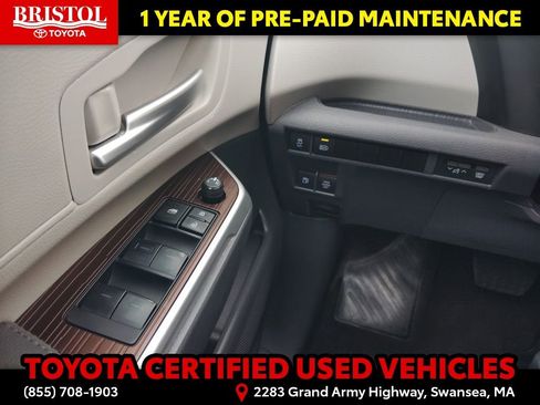 Certified 2024 Toyota Sienna XLE image 22