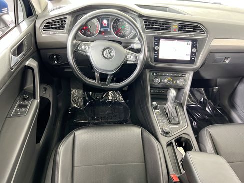 Used 2018 Volkswagen Tiguan SEL image 23