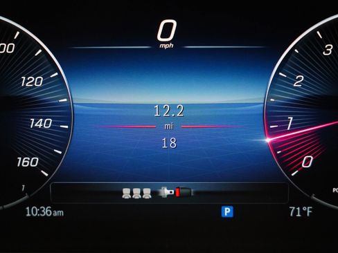 New 2026 Mercedes-Benz GLB 250 4MATIC image 22