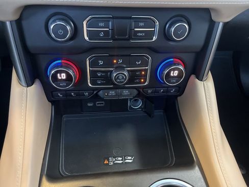 Used 2021 Chevrolet Tahoe Premier image 31