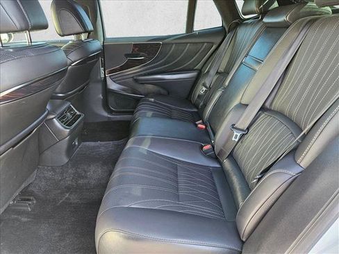 Used 2022 Lexus LS 500 AWD w/ Interior Upgrade Package image 24