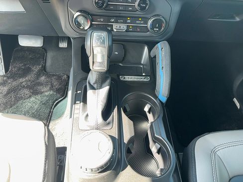 Used 2022 Ford Bronco Wildtrak image 16