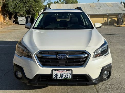 Used 2019 Subaru Outback 2.5i Premium w/ Popular Package #2 AWD/4WD image 11