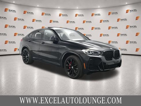 Used 2023 BMW X4 xDrive30i w/ Premium Essential Package AWD/4WD image 7
