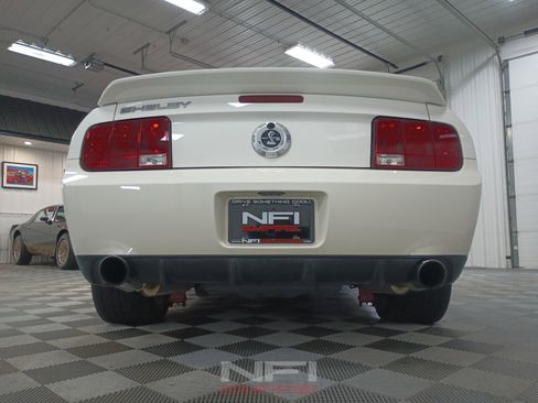 Used 2007 Ford Mustang Shelby GT500 RWD image 25