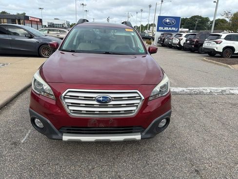 Used 2017 Subaru Outback 2.5i Limited AWD/4WD image 4