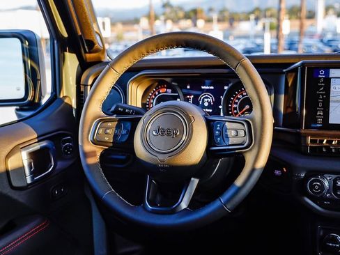 New 2026 Jeep Wrangler Unlimited Rubicon image 18