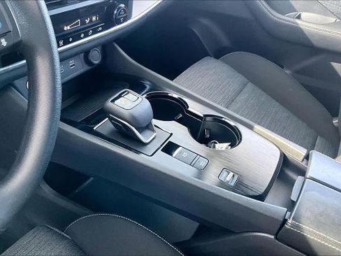 Certified 2023 Nissan Rogue SV image 15