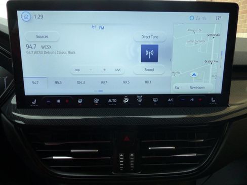 Used 2025 Ford Escape ST-Line w/ Tech Pack #1 image 29