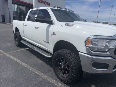 Used 2020 RAM 2500 Big Horn AWD/4WD image 2
