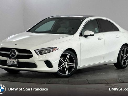 Used 2022 Mercedes-Benz A 220 image 1