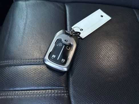 Used 2022 Chevrolet Silverado 3500 High Country w/ Z71 Off-Road Package image 31