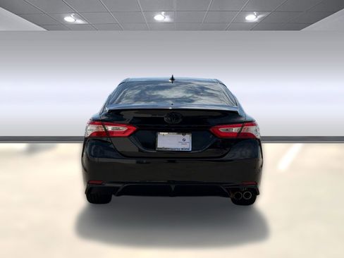 Used 2020 Toyota Camry SE AWD/4WD image 10