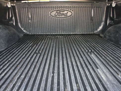 Used 2011 Ford F150 Lariat w/ Lariat Chrome Pkg image 41