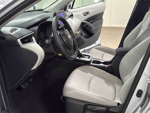 New 2026 Toyota Corolla Cross L image 12