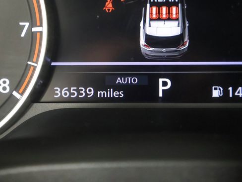 Used 2023 Nissan Rogue SV image 35