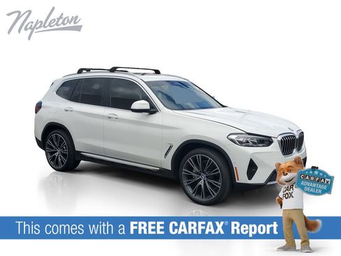 Used 2024 BMW X3 xDrive30i w/ Premium Package AWD/4WD image 3