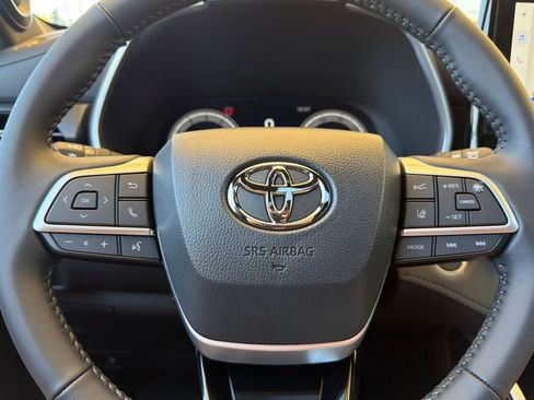 New 2026 Toyota Highlander XSE AWD/4WD image 28