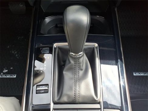 Certified 2025 MAZDA CX-30 AWD 2.5 S w/ Premium Package image 17