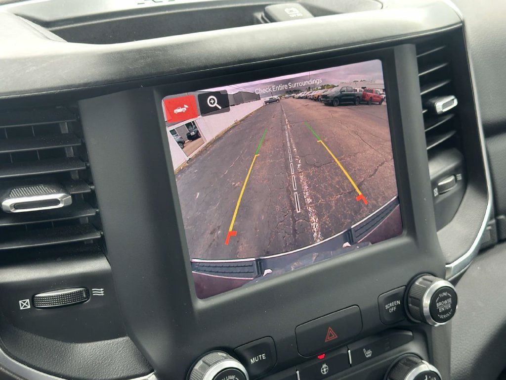 Used 2024 RAM 1500 Big Horn AWD/4WD image 26