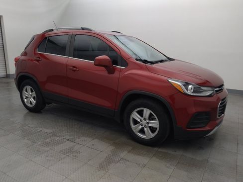Used 2020 Chevrolet Trax LT image 11