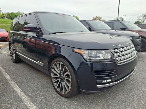 Used 2016 Land Rover Range Rover Supercharged AWD/4WD image 3