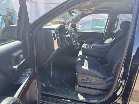 Used 2016 GMC Sierra 1500 SLE w/ SLE Value Package AWD/4WD image 2