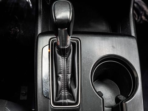 Used 2024 Honda Civic Sport image 24