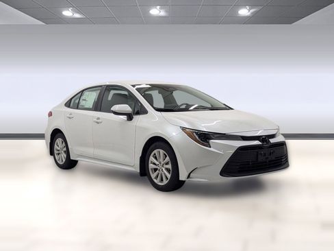 New 2026 Toyota Corolla LE image 6