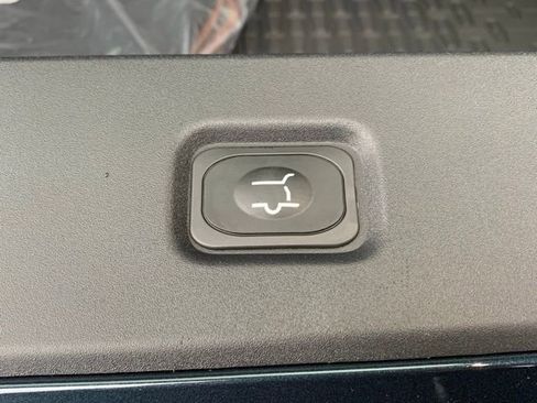 New 2026 Lincoln Navigator L Reserve image 7