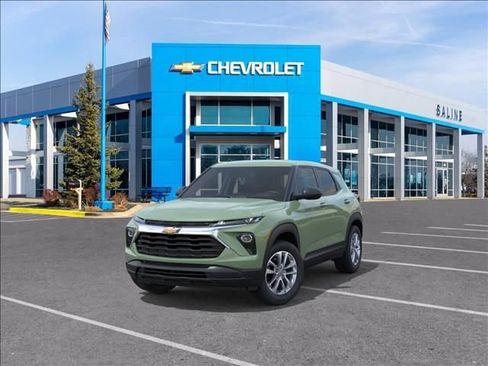 New 2026 Chevrolet TrailBlazer LS w/ LS Convenience Package FWD image 8