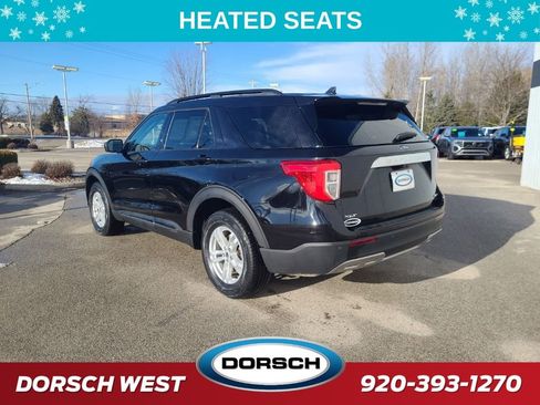 Used 2023 Ford Explorer XLT w/ Equipment Group 202A image 3