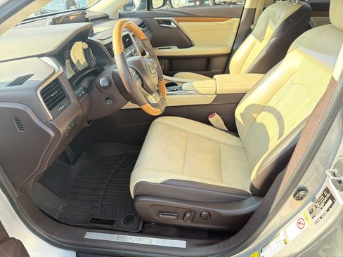 Used 2017 Lexus RX 350 FWD w/ Premium Package image 19