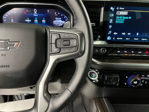 Used 2024 Chevrolet Silverado 1500 RST AWD/4WD image 30