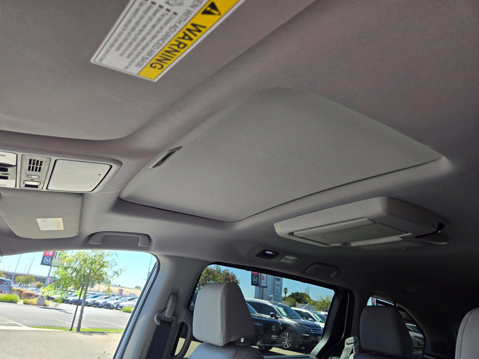 Used 2020 Honda Odyssey Elite image 14