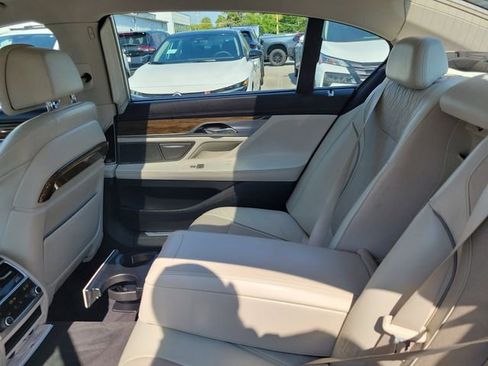 Used 2016 BMW 750i xDrive AWD/4WD image 11