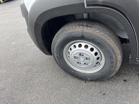 New 2025 RAM ProMaster 1500 w/ Convenience Group image 12