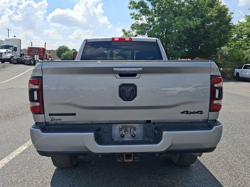 Used 2022 RAM 2500 Big Horn w/ Level C Equiment Group AWD/4WD image 6