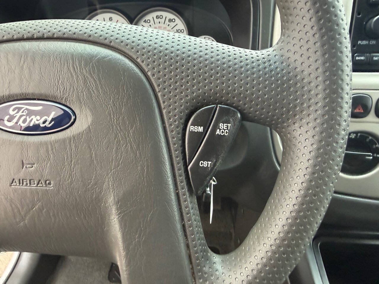 Used 2007 Ford Escape XLT FWD image 23