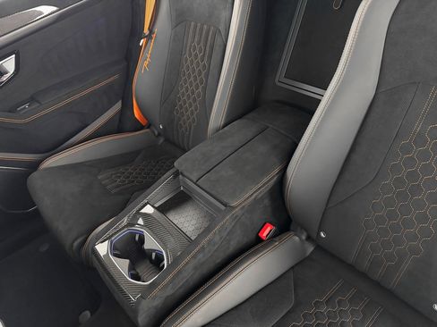 Used 2024 Lamborghini Urus Performante image 26