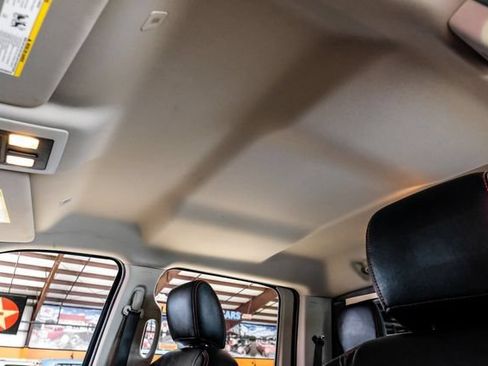 Used 2018 RAM 2500 SLT w/ Cold Weather Group AWD/4WD image 34